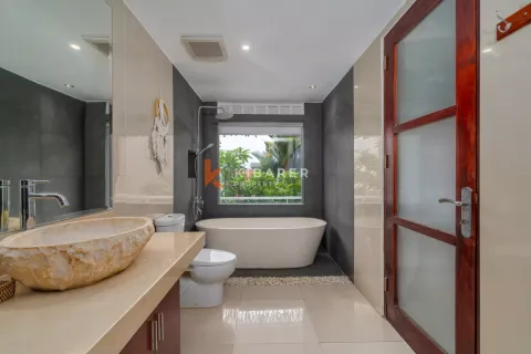 3 bedrooms Villa in Badung, Indonesia No. 12297 28