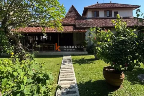 5 bedrooms Villa in Kerobokan, Badung, Indonesia No. 12298 3