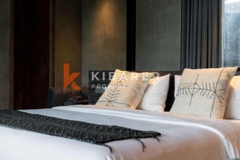 5 bedrooms Villa in Tibubeneng, Badung, Indonesia No. 12300 16