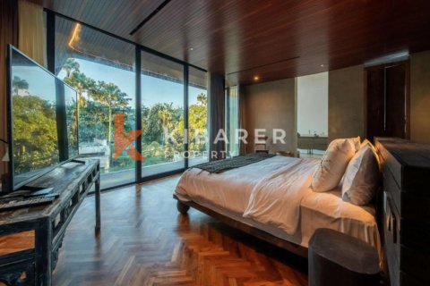 5 bedrooms Villa in Tibubeneng, Badung, Indonesia No. 12300 19