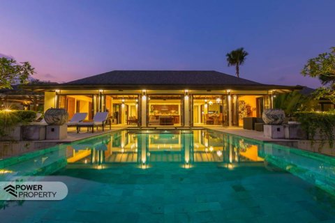6 bedrooms Villa in Jimbaran, Badung, Indonesia No. 13578