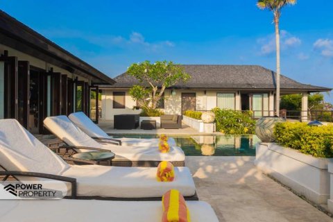 6 bedrooms Villa in Jimbaran, Badung, Indonesia No. 13578 17