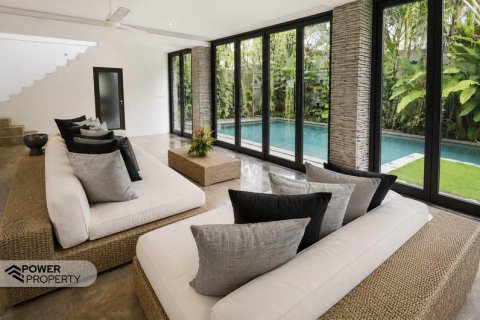 3 bedrooms Villa in Seminyak, Badung, Indonesia No. 13575 8