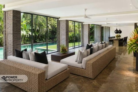 3 bedrooms Villa in Seminyak, Badung, Indonesia No. 13575 9