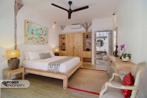 4 bedrooms Villa in Canggu, Badung, Indonesia No. 13577 6