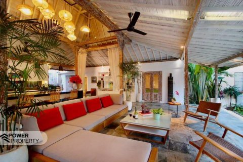 4 bedrooms Villa in Canggu, Badung, Indonesia No. 13577 14