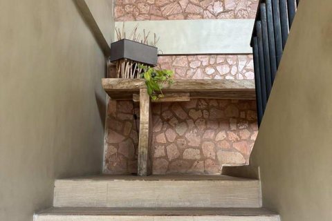 2 bedrooms Villa in Tampaksiring, Gianyar, Indonesia No. 13576 11