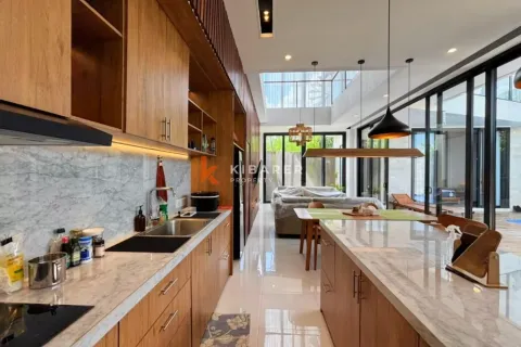 3 bedrooms Villa in Tumbak Bayuh, Mengwi, Badung, Indonesia No. 11889 4