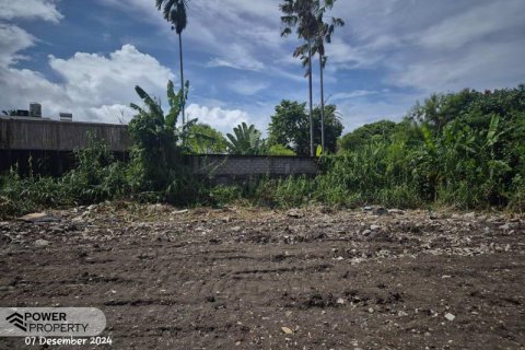 Земельный участок 500м2 в Seminyak, Бадунг,  № 9543