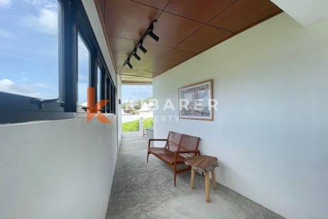 2 bedrooms Villa in Denpasar, Indonesia No. 13073 16