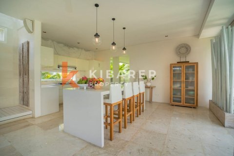 3 bedrooms Villa in Tibubeneng, Badung, Indonesia No. 13072 6