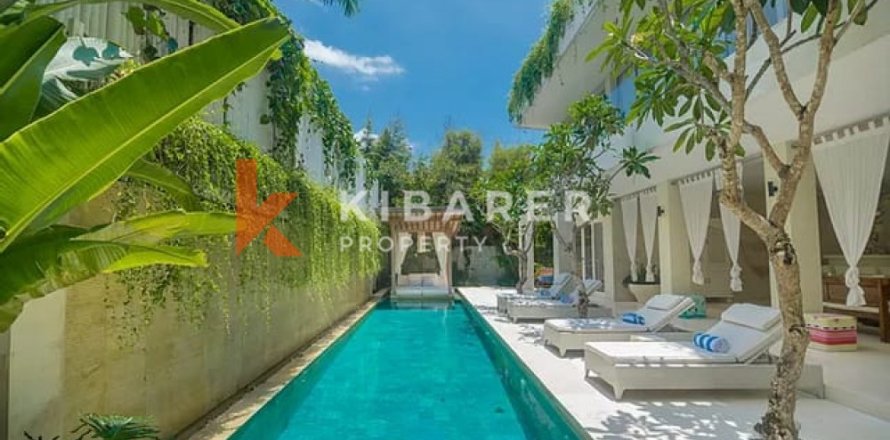3 bedrooms Villa in Tibubeneng, Badung, Indonesia No. 13072