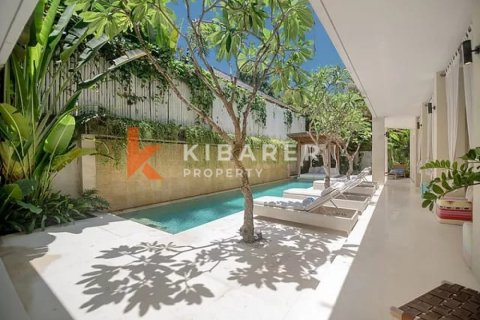 3 bedrooms Villa in Tibubeneng, Badung, Indonesia No. 13072 5