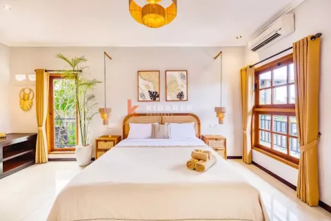 3 bedrooms Villa in Tibubeneng, Badung, Indonesia No. 12196 11