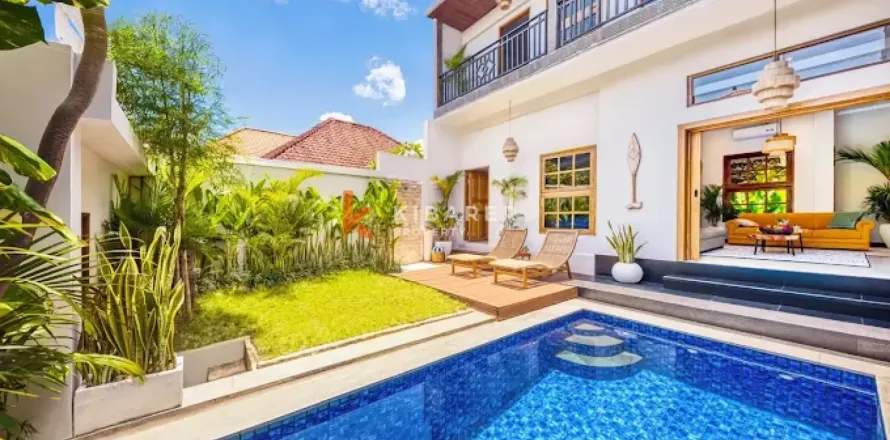 3 bedrooms Villa in Tibubeneng, Badung, Indonesia No. 12196