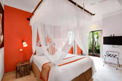 4 bedrooms Villa in Badung, Indonesia No. 12200 14