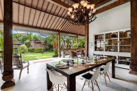 4 bedrooms Villa in Badung, Indonesia No. 12200 7