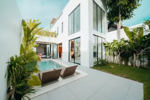 2 bedrooms Villa in Badung, Indonesia No. 12195
