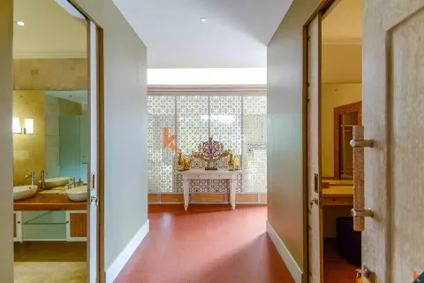 4 bedrooms Villa in Balangan, Indonesia No. 12197 24