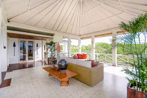 4 bedrooms Villa in Balangan, Indonesia No. 12197 6