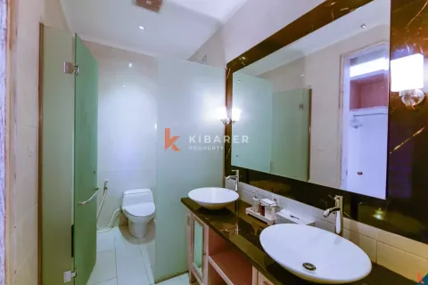 4 bedrooms Villa in Balangan, Indonesia No. 12197 9