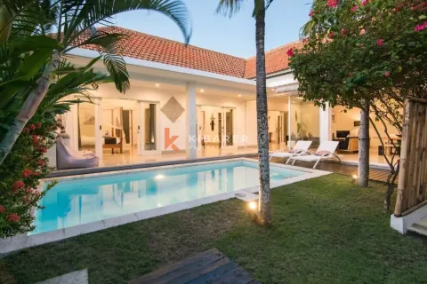 3 bedrooms Villa in Tibubeneng, Badung, Indonesia No. 12198 2