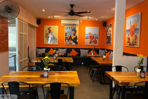 Commercial property in Seminyak, Badung,  No. 9220 7