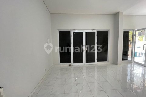 162m2 Shop in Tangerang,  No. 9221 3