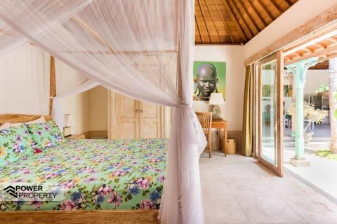 Вилла с 3 спальнями в Seminyak, Бадунг,  № 9225 4