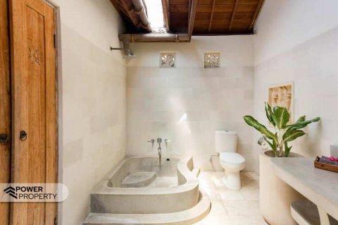 Вилла с 3 спальнями в Seminyak, Бадунг,  № 9225 15