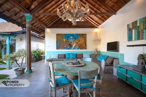 Вилла с 3 спальнями в Seminyak, Бадунг,  № 9225 10