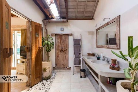 Вилла с 3 спальнями в Seminyak, Бадунг,  № 9225 6
