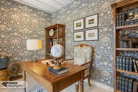 4 bedrooms Villa in Jimbaran, Badung, No. 9224 16