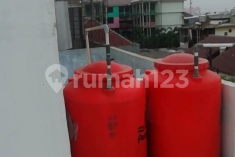 120m2 Shop in Cengkareng, Jakarta, Indonesia No. 13467 8