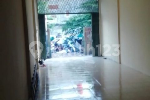 120m2 Shop in Cengkareng, Jakarta, Indonesia No. 13467 3