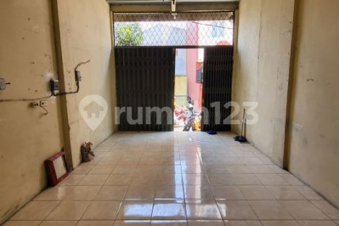 120m2 Shop in Cengkareng, Jakarta, Indonesia No. 13467 11