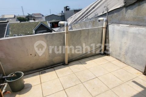 120m2 Shop in Cengkareng, Jakarta, Indonesia No. 13467 26