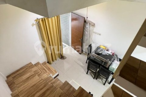 3 bedrooms House in Grogol Petamburan, Jakarta, Indonesia No. 13461 13