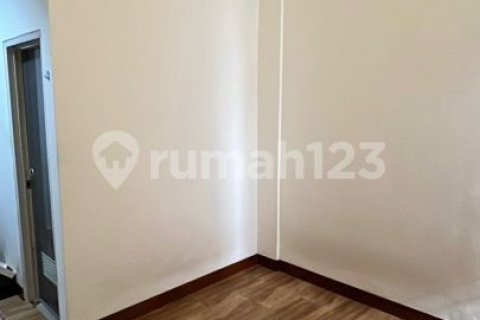 3 bedrooms House in Grogol Petamburan, Jakarta, Indonesia No. 13461 3