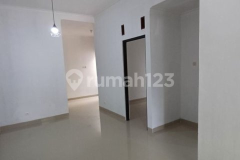 3 bedrooms House in Tangerang, Indonesia No. 13466 4