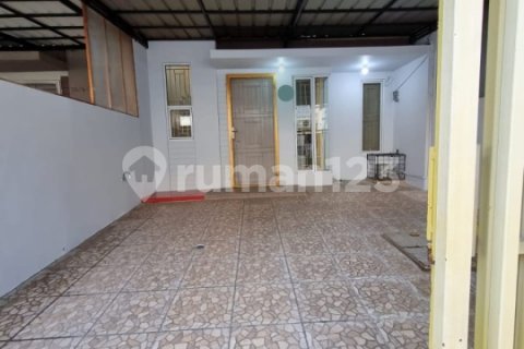 2 bedrooms House in Tangerang, Indonesia No. 13462