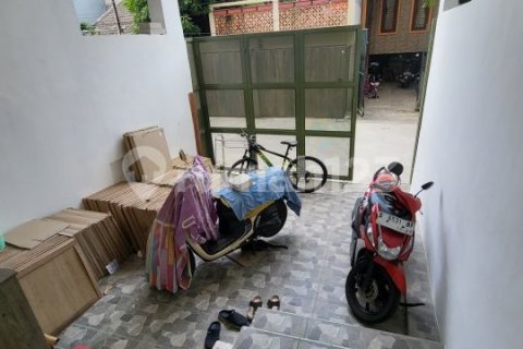 3 bedrooms House in Jakarta, Indonesia No. 13463 2