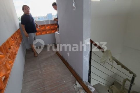 3 bedrooms House in Jakarta, Indonesia No. 13463 17