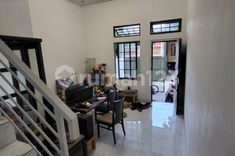 3 bedrooms House in Jakarta, Indonesia No. 13463 4