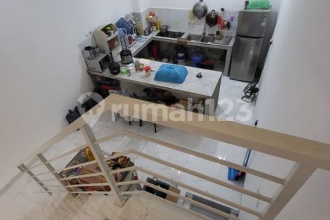 3 bedrooms House in Jakarta, Indonesia No. 13463 7