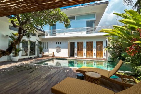 Вилла с 3 спальнями в Южный Денпасар, Денпасар, Индонезия № 9856 2