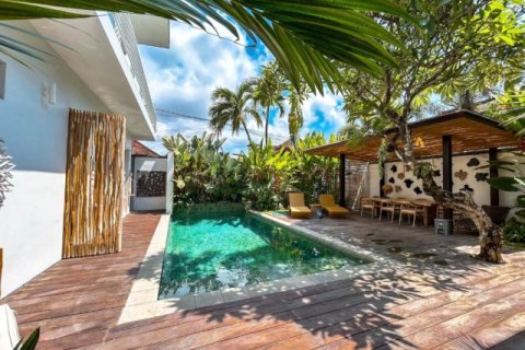 Вилла с 3 спальнями в Южный Денпасар, Денпасар, Индонезия № 9856 3