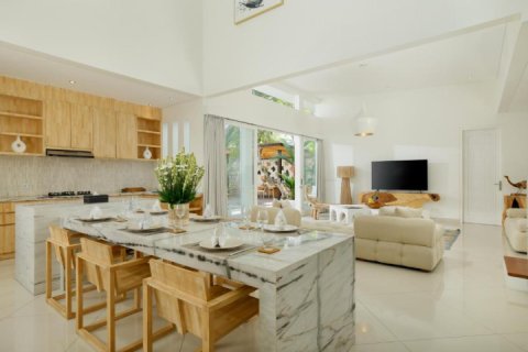 Вилла с 3 спальнями в Южный Денпасар, Денпасар, Индонезия № 9856 7