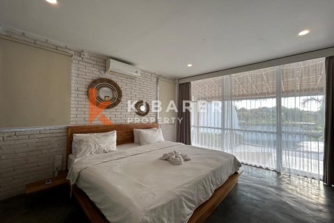 4 bedrooms Villa in Canggu, Badung, Indonesia No. 12528 21
