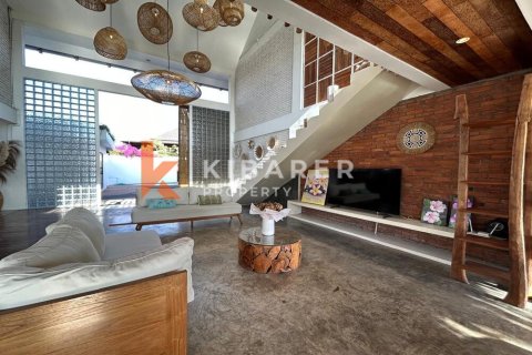 4 bedrooms Villa in Canggu, Badung, Indonesia No. 12528 10